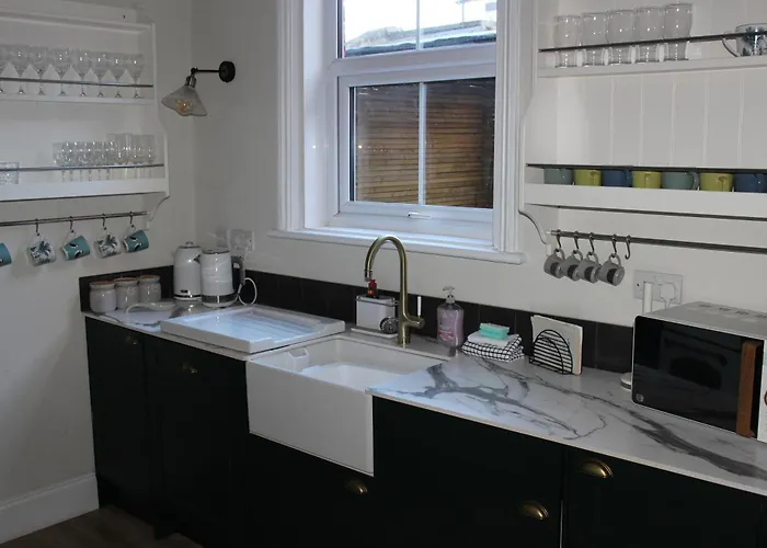 King Charles Family House & Hot Tub Hébergement de vacances